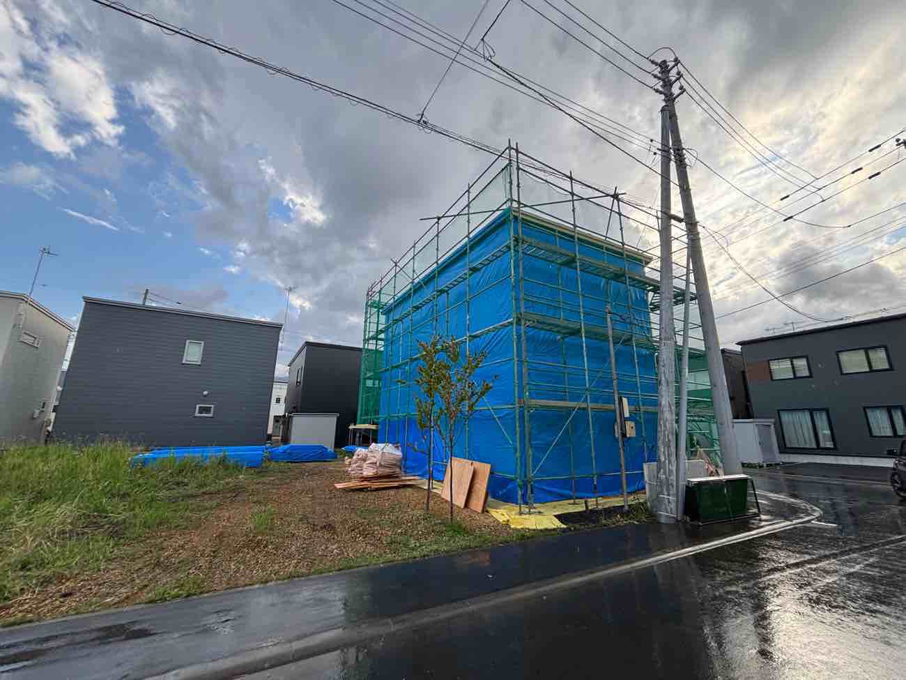 大工さん工事中②