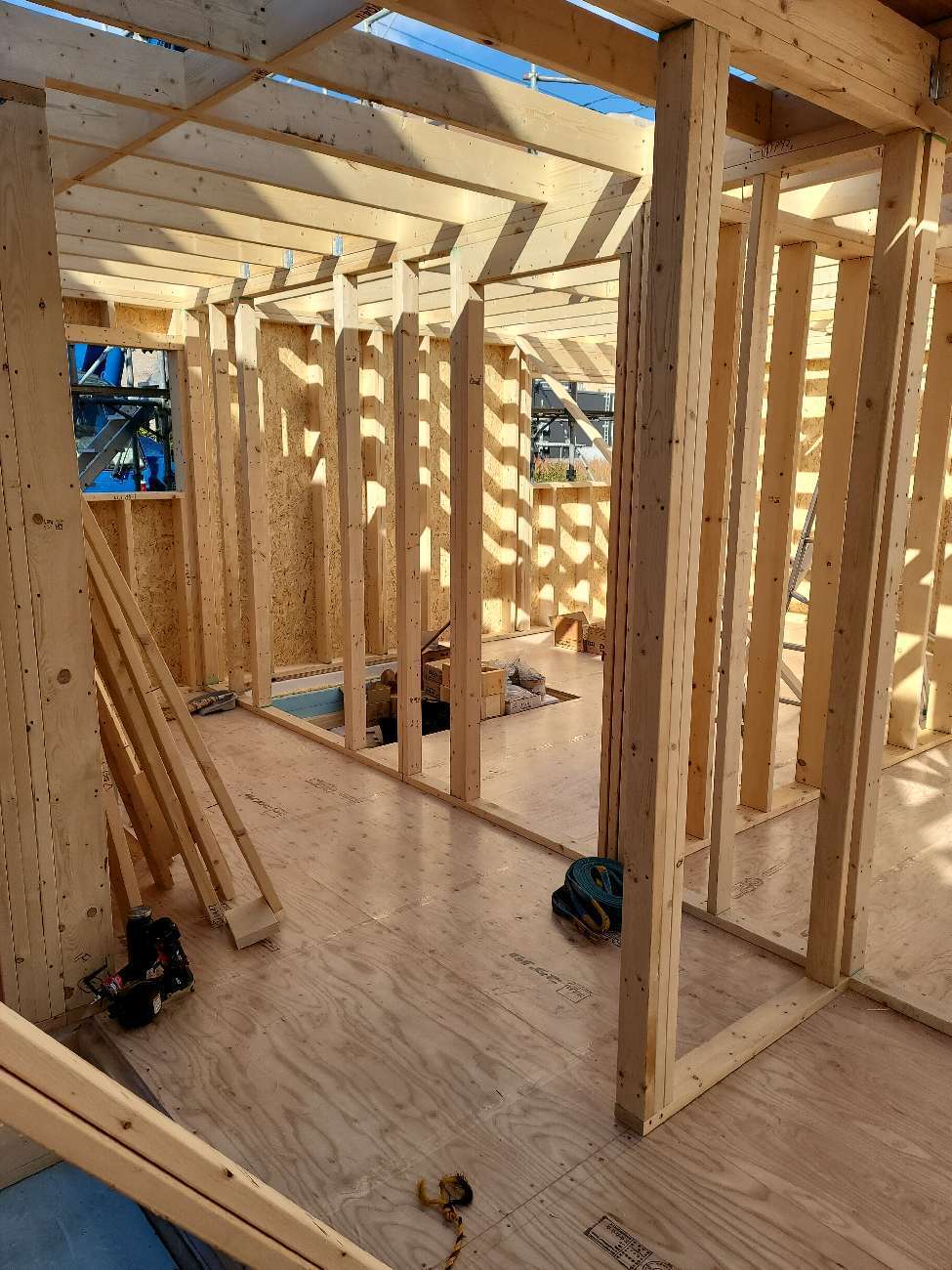 大工さん工事中⑥